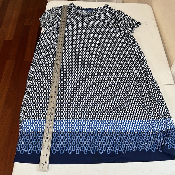 Apt. 9 Navy & White Print, Short Sleeve Shift Dress, Size Small - Picture 7 of 8